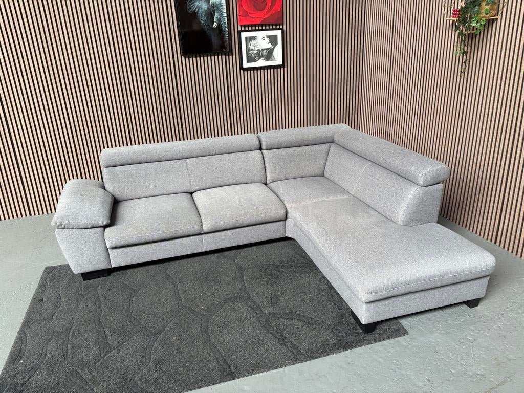 GRATIS LEVERING Hoekbank Grijs 270x215 GEREINIGD, Huis en Inrichting, Banken | Bankstellen, 250 tot 300 cm, Hoekbank, Ophalen of Verzenden