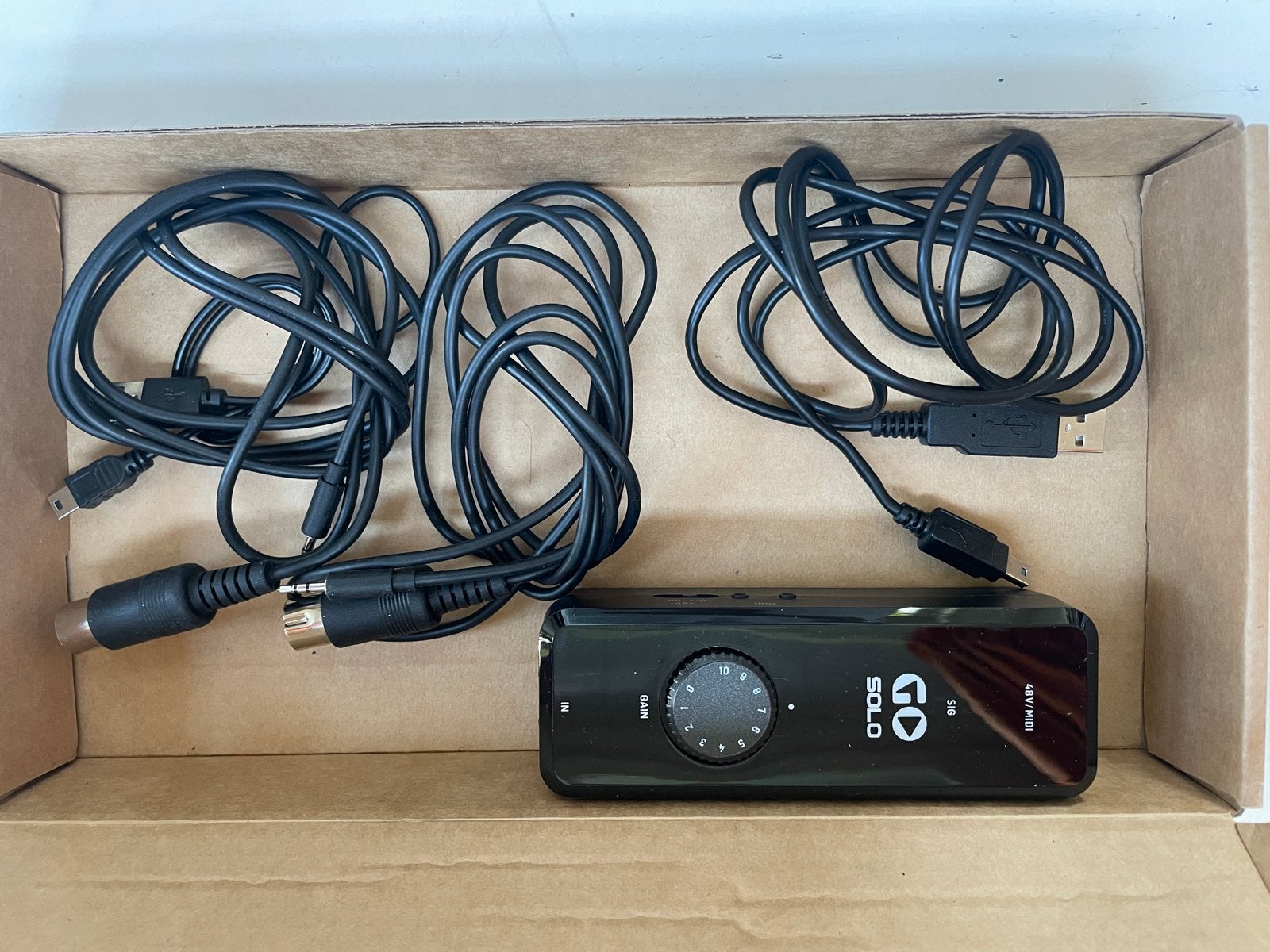 TC Electronics Go Solo Audio Interface met kabels, Ophalen of Verzenden, Zo goed als nieuw