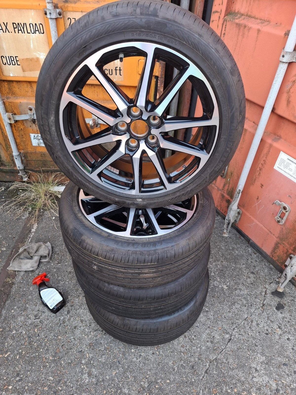 Toyota Yaris, Toyota 18 inch, Auto-onderdelen, 18 inch, 215 mm, Banden en Velgen, Nieuw