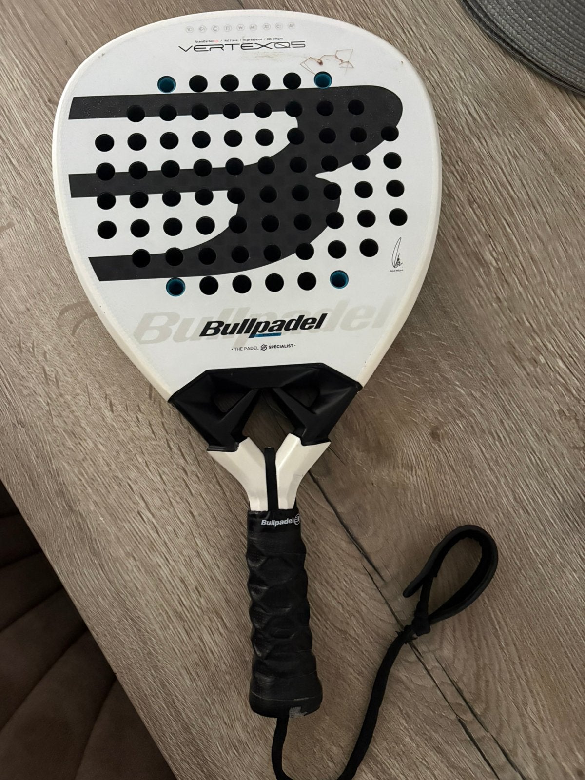 Bullpadel vertex 05 2026, Sport en Fitness, Padel, Ophalen, Zo goed als nieuw