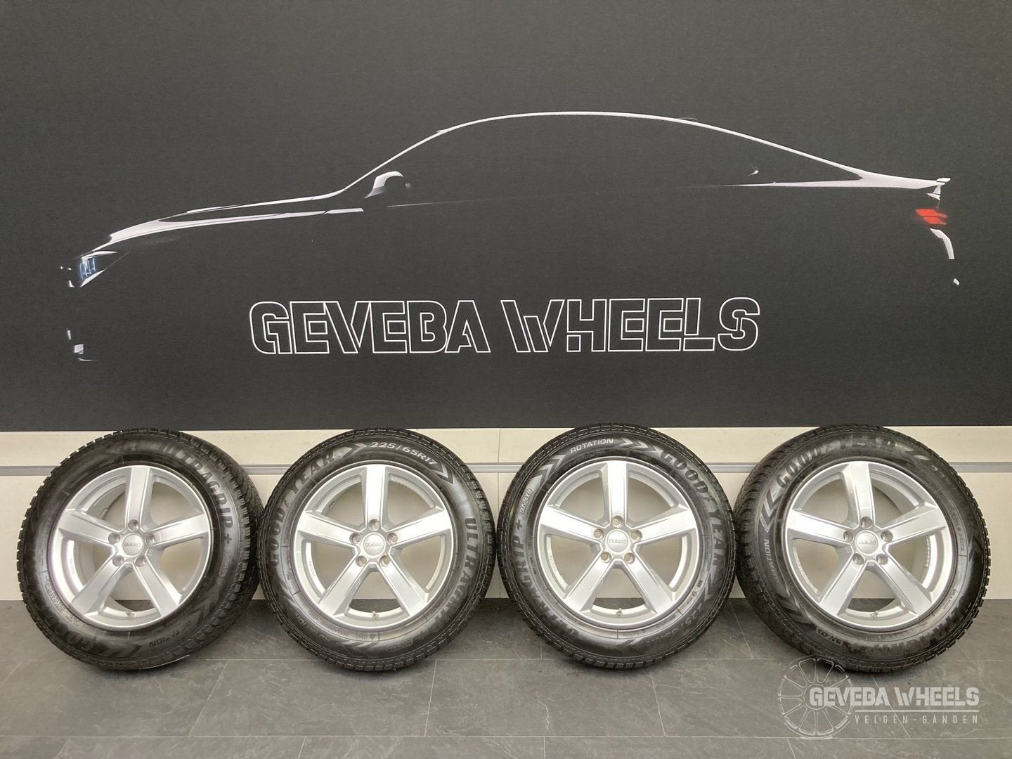 17” Toyota Rav4 (tot 2019) velgen + winterbanden 5x114.3, Auto-onderdelen, Gebruikt, -, -, Banden en Velgen