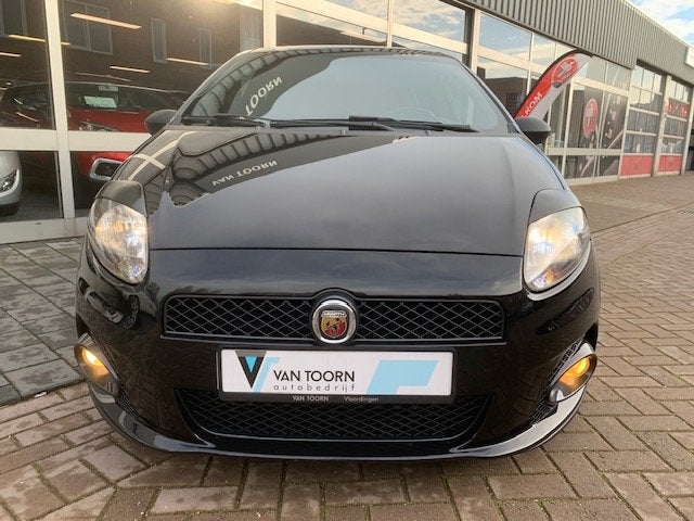 Fiat Grande Punto 1.4-16V Abarth, zeer netjes ! (bj 2009), 1160 kg, Gebruikt, Zwart, 4 cilinders
