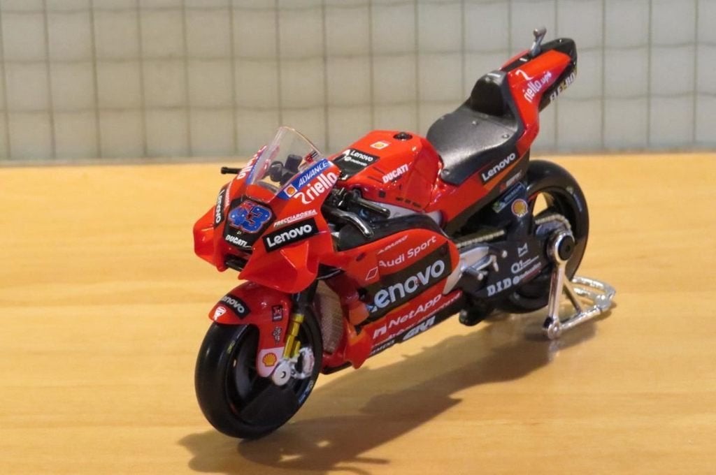 Jack Miller Ducati Lenovo Desmosedici 2021 1:18 maisto, MayCheong, Maisto, Nieuw, Ophalen of Verzenden