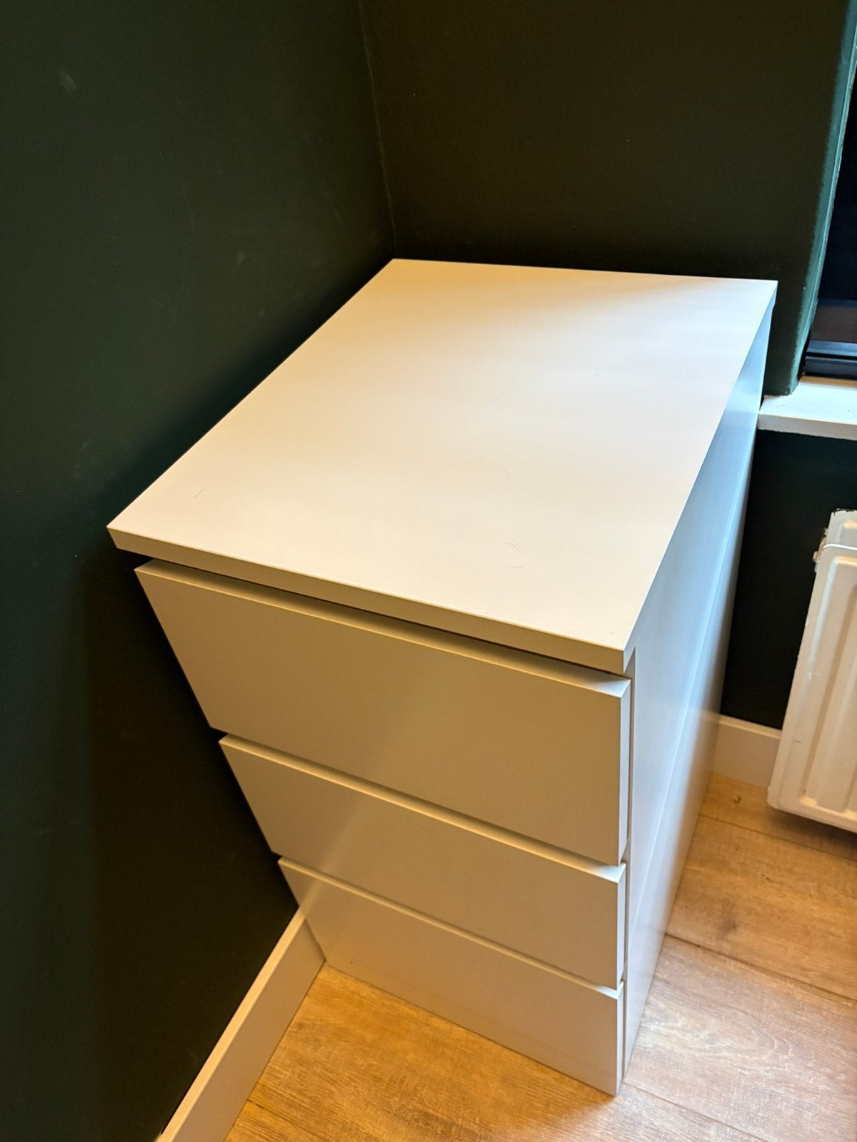 Malm kastje, Ophalen, 50 tot 100 cm, Zo goed als nieuw, Minder dan 100 cm