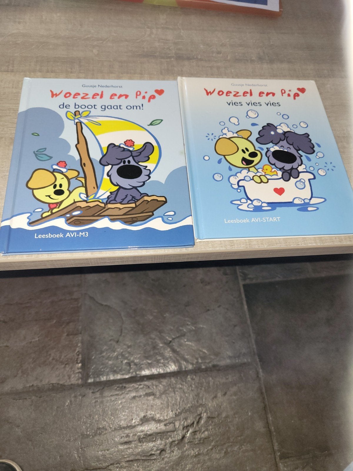 2 boekjes woezel en pip, Boeken, Ophalen of Verzenden, Zo goed als nieuw, Fictie algemeen