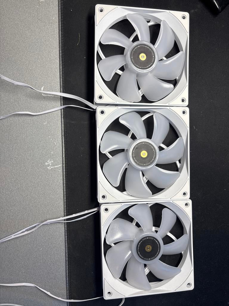 Thermalright 120mm ARGB ventilatoren, Computers en Software, Ophalen of Verzenden, Zo goed als nieuw, Luchtkoeling