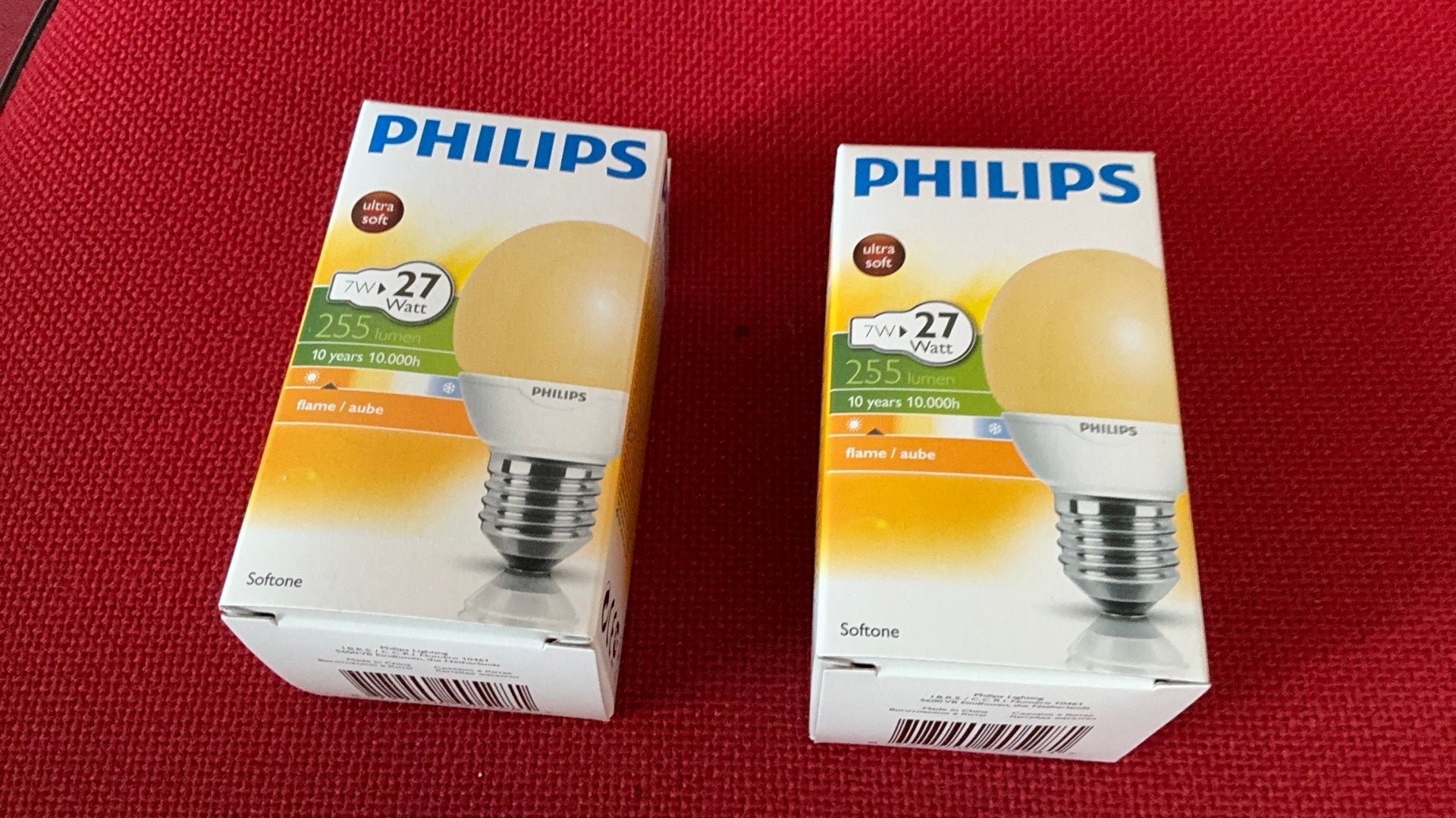 Philips 7 watt equivalent 27 watt E 27 flame aube ultra soft, Philips, Nieuw, Spaarlamp, Warm wit