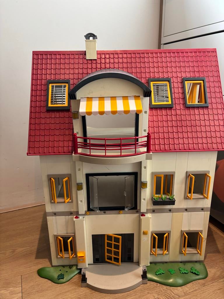 Mooi Playmobiel groot huis met compelete inrichting!, Ophalen of Verzenden, Gebruikt, Complete set