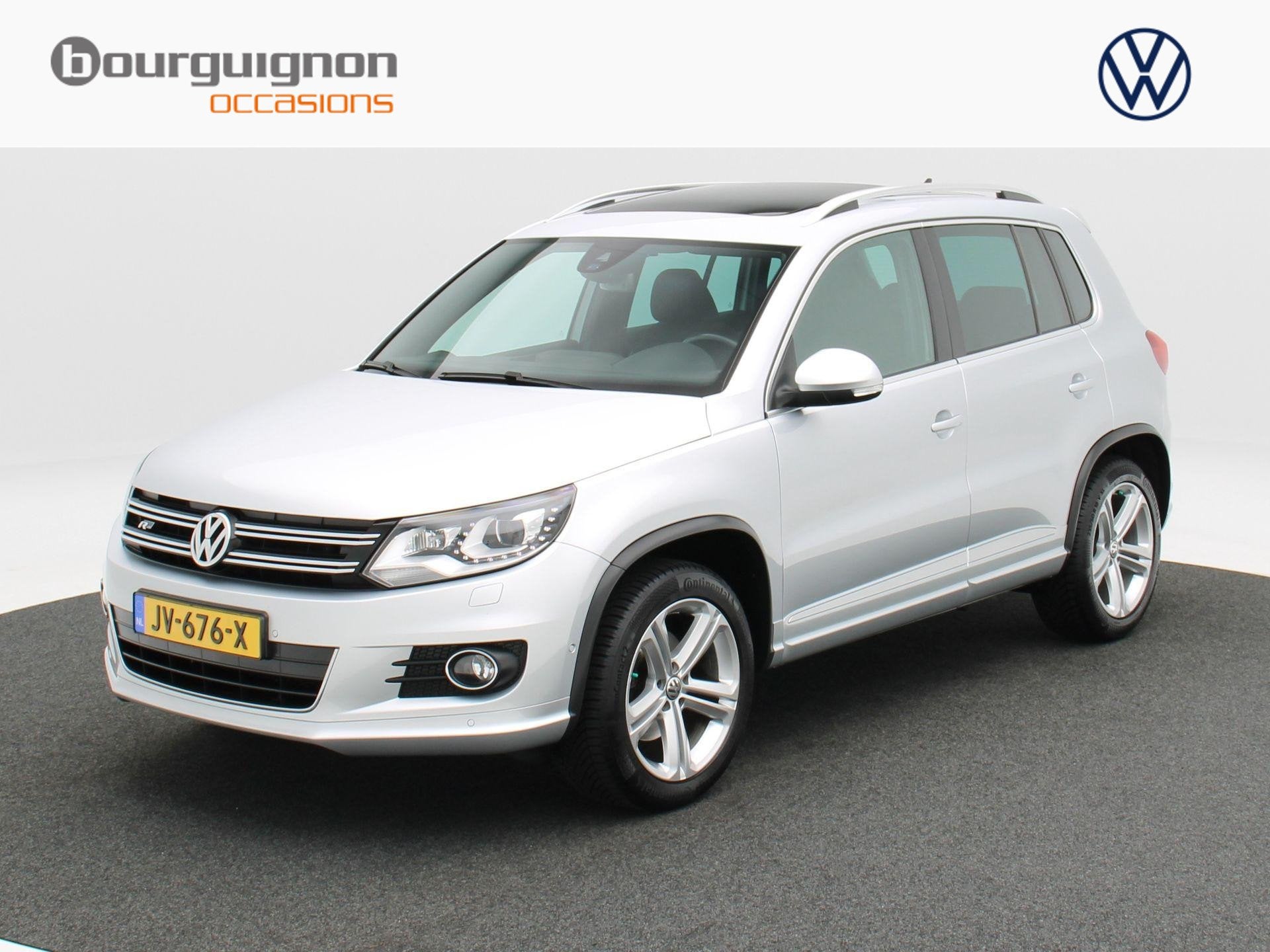 Volkswagen Tiguan 1.4 TSi R-Line Edition 125 Pk | Panoramada, Auto's, Volkswagen, Voorwielaandrijving, 125 pk, Gebruikt, 4 cilinders