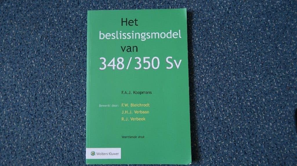 Het beslissingsmodel van 348/350 Sv ISBN 9789013163537, Ophalen of Verzenden, Beta, Zo goed als nieuw, WO