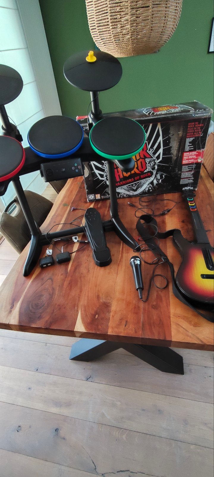 Guitar Hero Band Bundle PS3, Spelcomputers en Games, Games | Sony PlayStation 1, Gebruikt, Muziek, 3 spelers of meer, Vanaf 7 jaar
