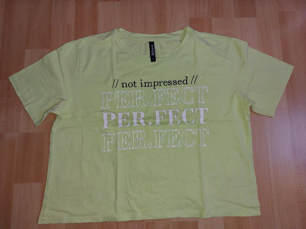 Groen t-shirt, Maat 38/40 (M), Ophalen of Verzenden, Zo goed als nieuw, Korte mouw
