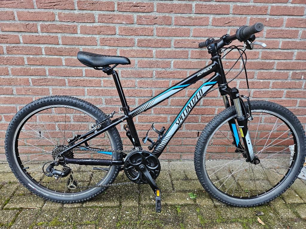 Specialized Hotrock 32 cm frame hoogte en 24 inch wielen, Fietsen en Brommers, Fietsen | Mountainbikes en ATB, Minder dan 45 cm