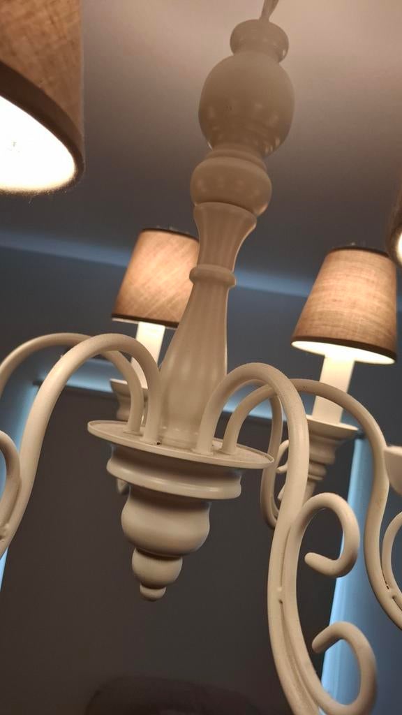 Witte kroonluchter, zgan (lief lifestyle), Ophalen, Zo goed als nieuw, Lamp