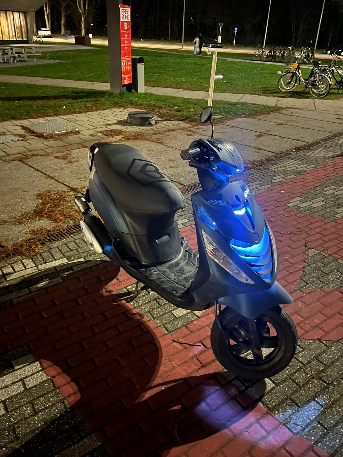 Piaggio zip 2-takt 50cc, Ophalen, Tweetakt, Maximaal 45 km/u, Zip