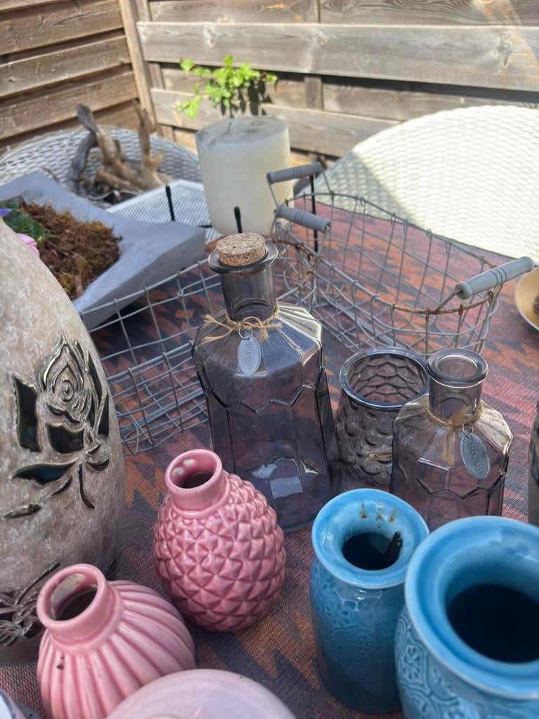 Rommelmarkt apullen, Tuin en Terras, Ophalen, Zo goed als nieuw