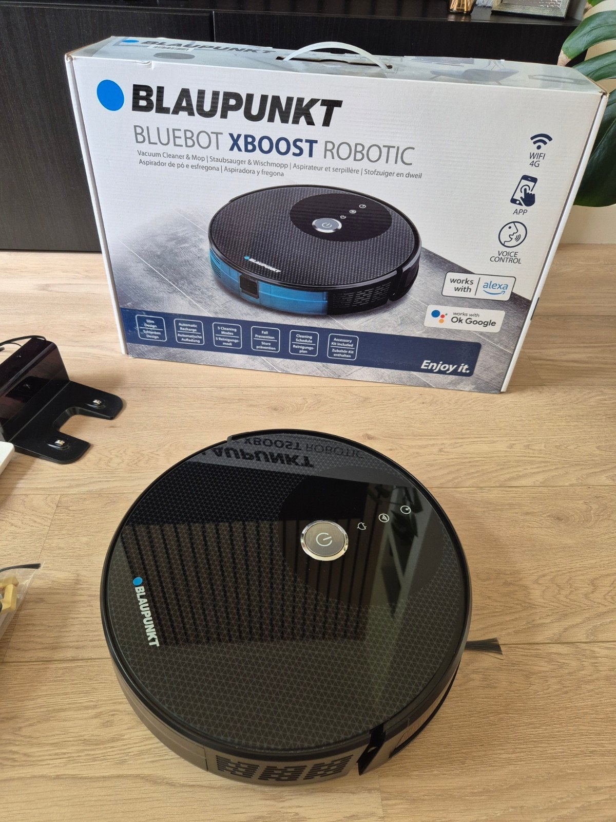 Blaupunkt Robotstofzuiger met Dweilfunctie, Ophalen, Overige merken, Zo goed als nieuw, Robotstofzuiger