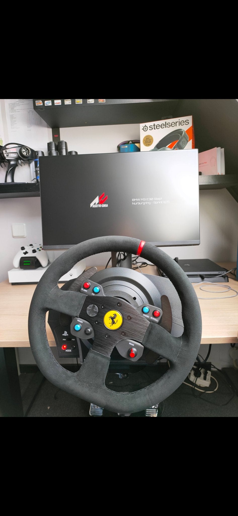 Thrustmaster T300 Ferrari Integral Racing Wheel Alcantara, Ophalen of Verzenden, Zo goed als nieuw