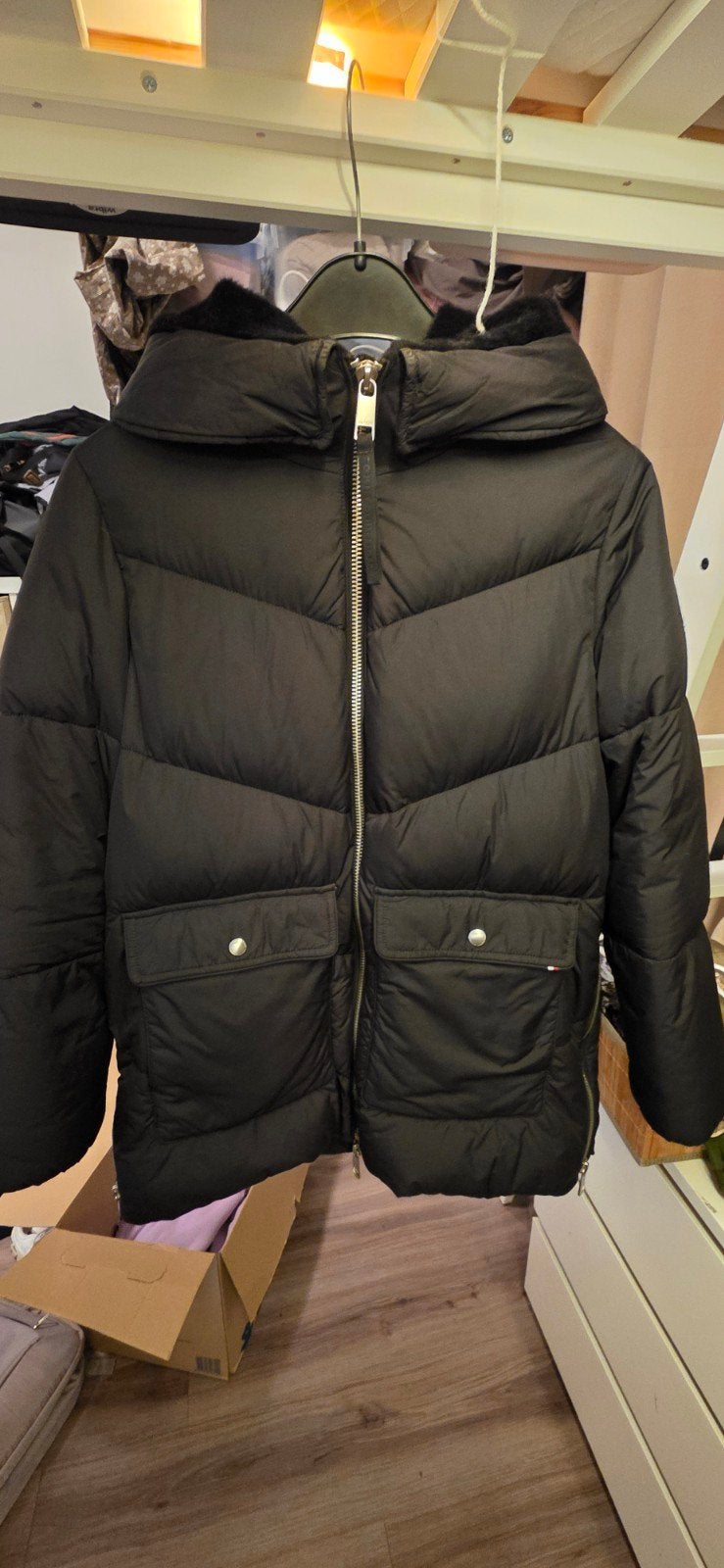Tommy Hilfiger winterjas met dubbele zakken, Ophalen, Zwart, Zo goed als nieuw, Maat 36 (S)