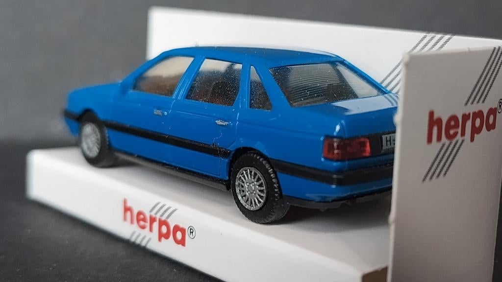 Volkswagen VW Passat b3 1:87 H0 Herpa Pol, Auto, Verzenden, Cars@herpa.de, Nieuw