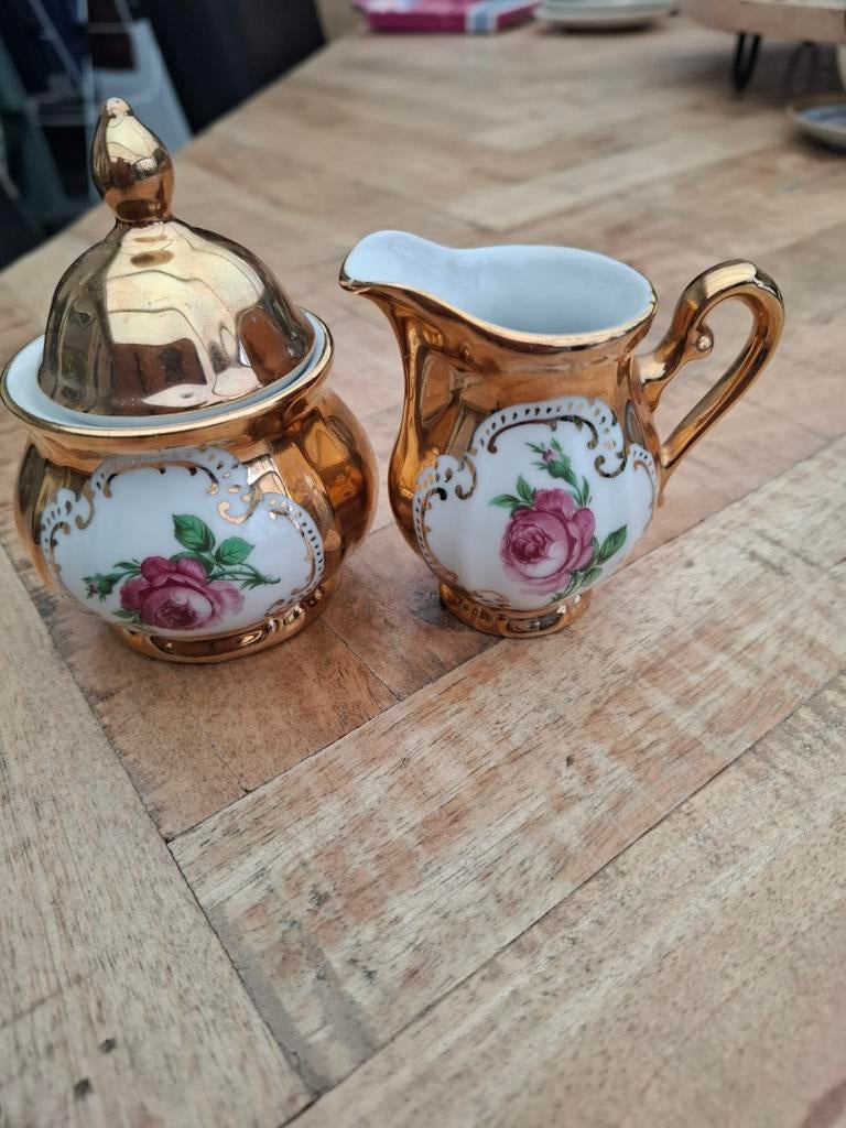 Suikerpotje en melkkannetje 24 kr goud, Overige typen, Ophalen of Verzenden, Zo goed als nieuw, Overige stijlen