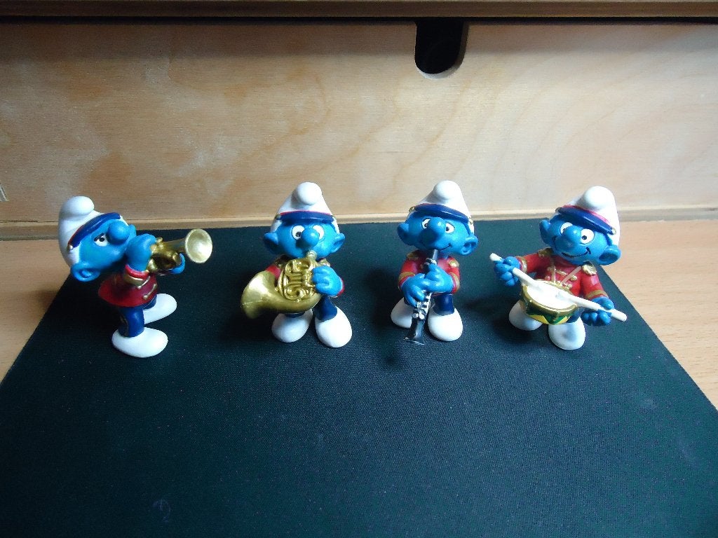 smurfen 4 fanfare smurfen, Ophalen, Zo goed als nieuw, Verschillende Smurfen, Poppetje, Figuurtje of Knuffel