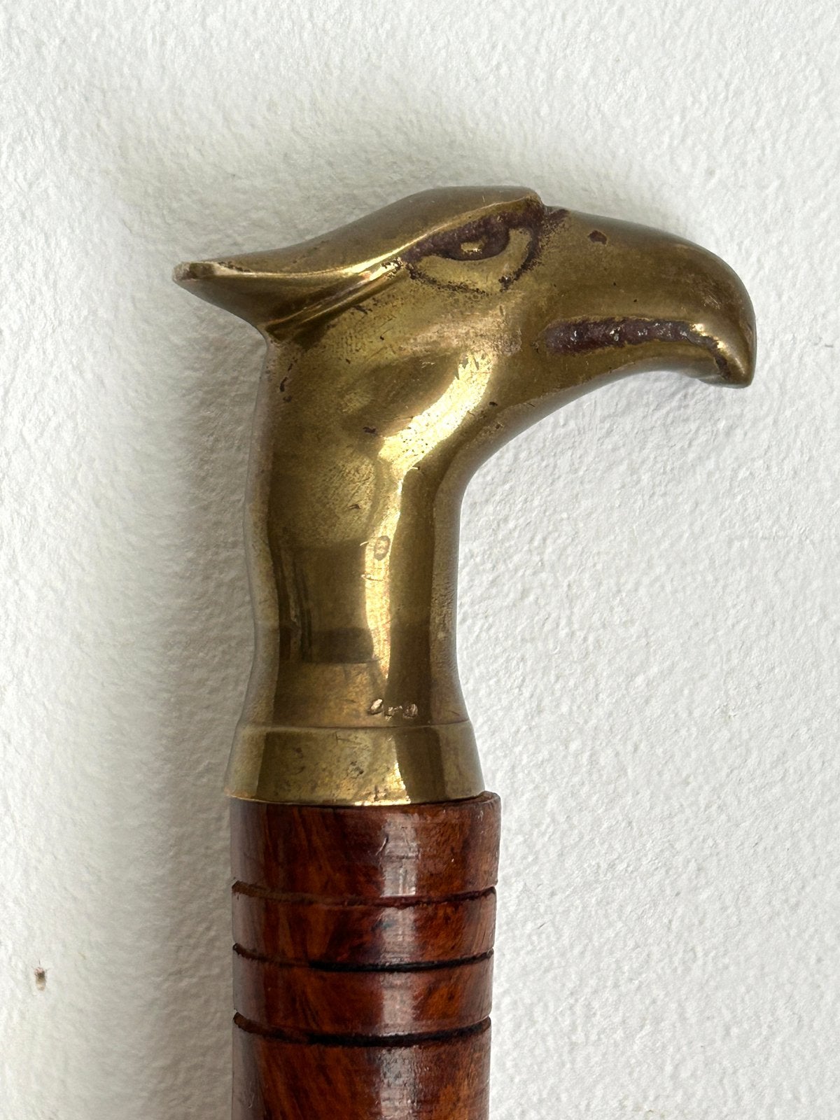 Lange houten schoenlepel met messing arend kop en lepel, Ophalen