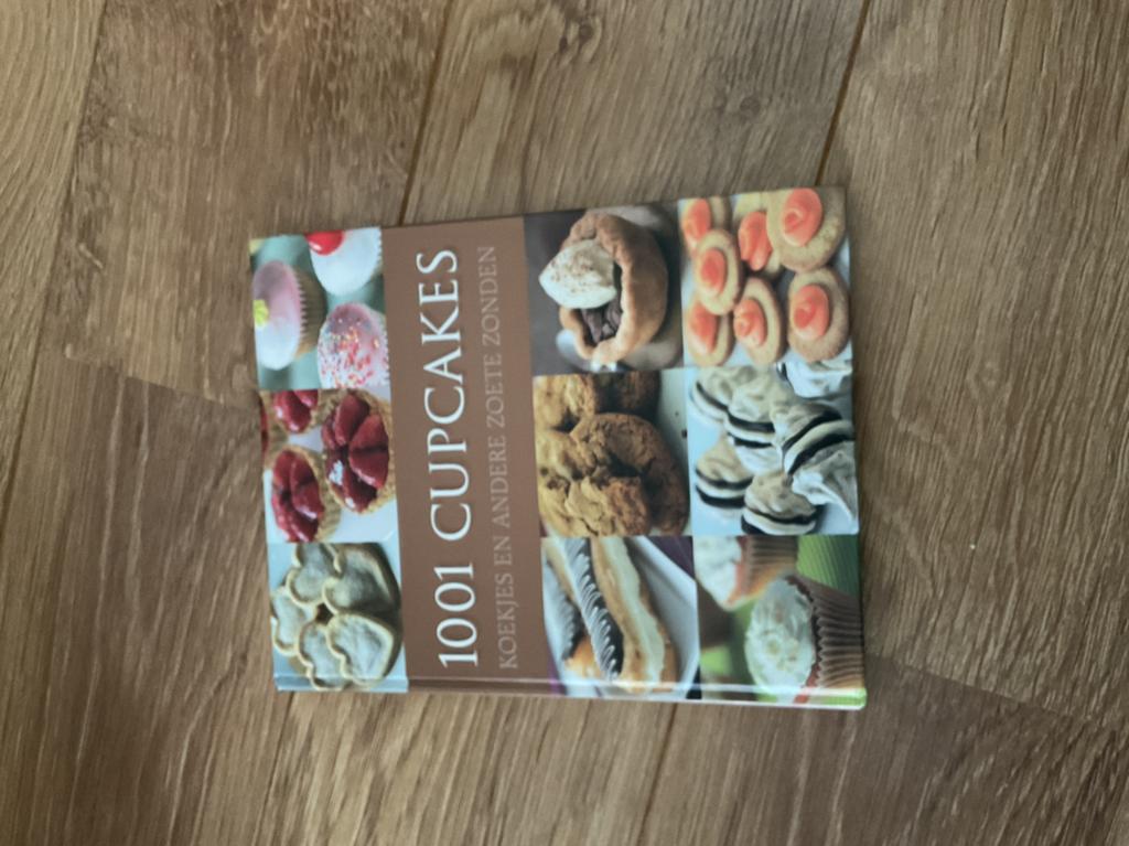 1001 cupcakes koekjes en andere zonden, Boeken, Nieuw, Ophalen of Verzenden, Nederland en België, Taart, Gebak en Desserts