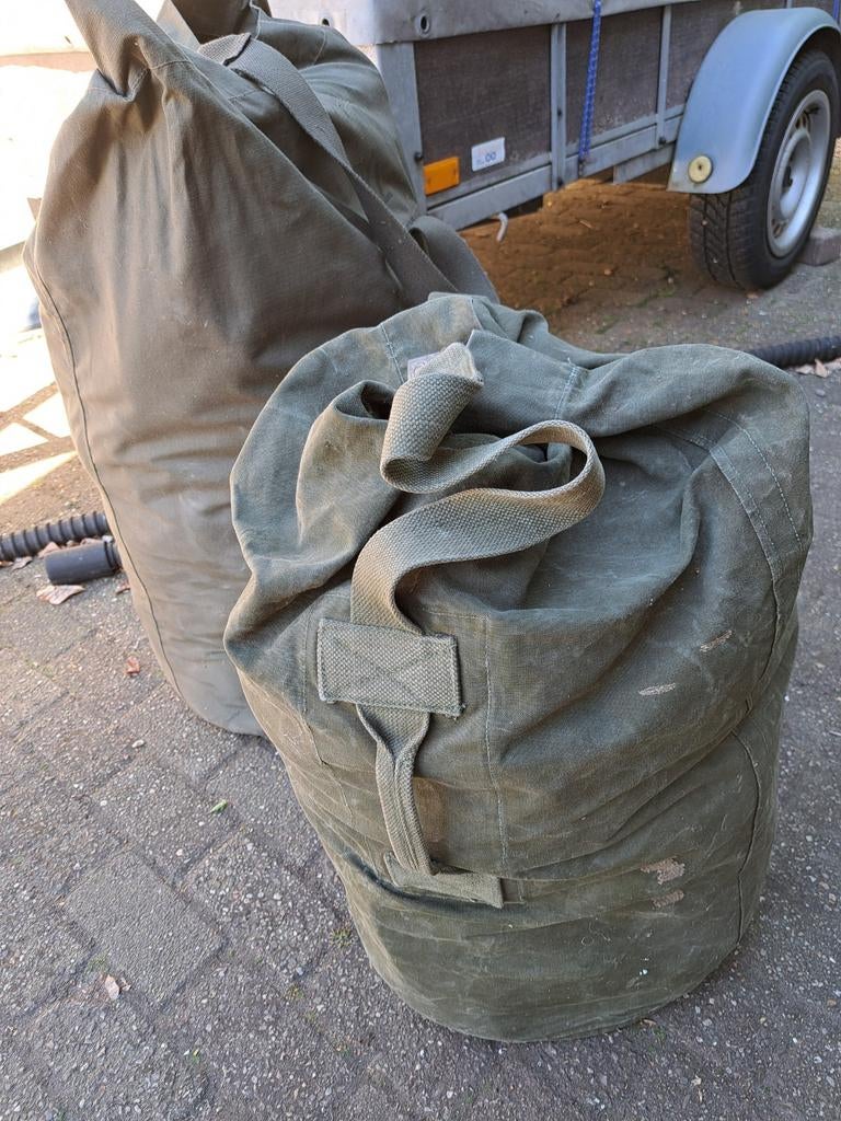 2x NL Leger plunjezakken - met PSU inhoud, Verzamelen, Militaria | Algemeen, Ophalen, Landmacht, Nederland, Kleding of Schoenen
