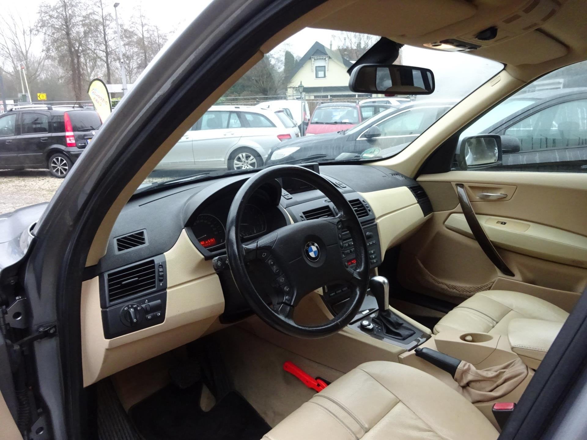Foto 8 van BMW X3 2.5i High Executive Automaat, Navigatie, Airco