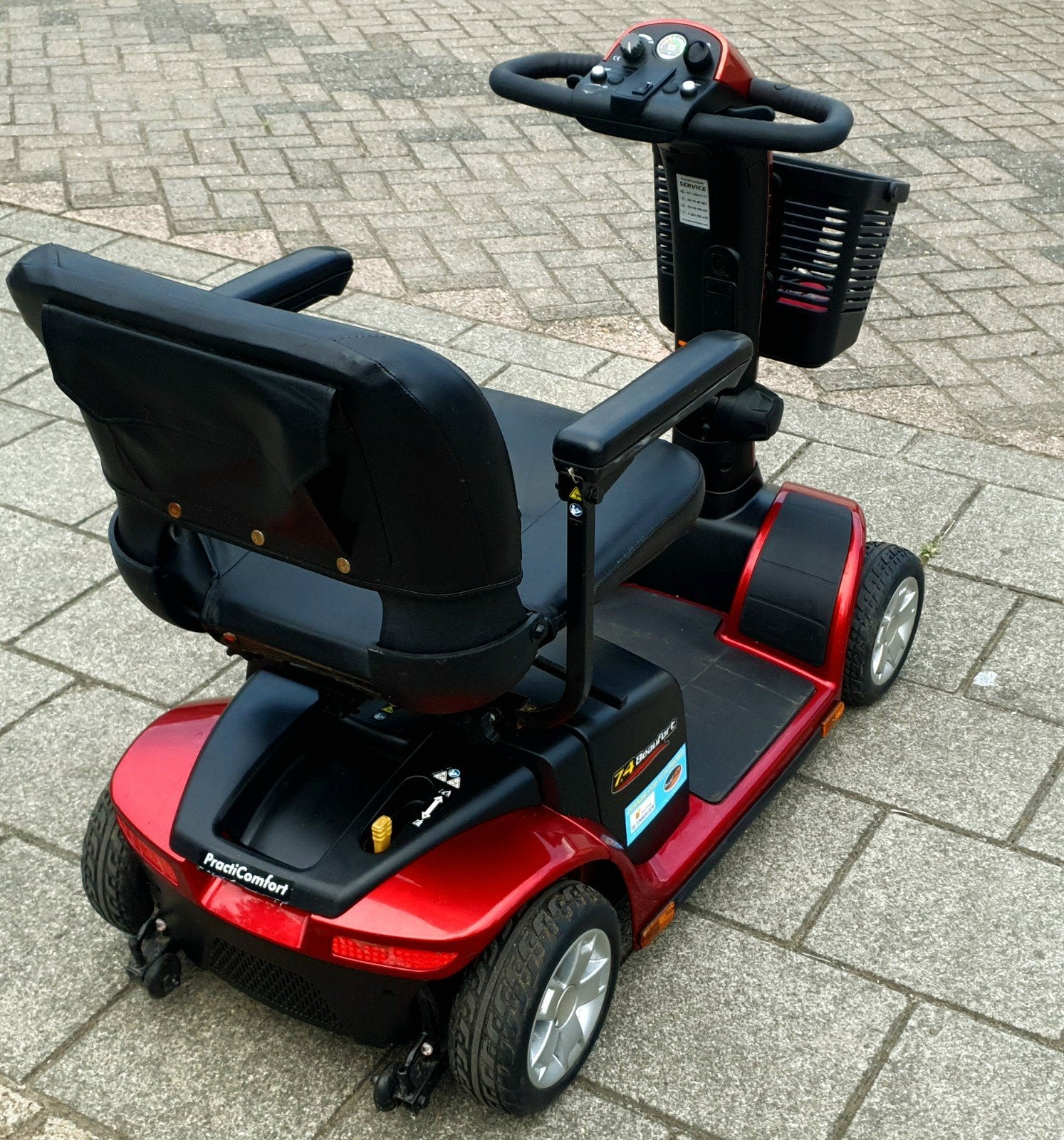 Nette compacte 4 wiel scootmobiel merk Beaufort NIEUWSTAAT, Diversen, Beaufort, Beaufort, Ophalen of Verzenden, 46 km of meer