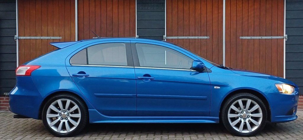 Mitsubishi Lancer Sportback 1.8 Intense | Bluetooth | Trekha, Auto's, 13 km/l, 1330 kg, Stof, Gebruikt