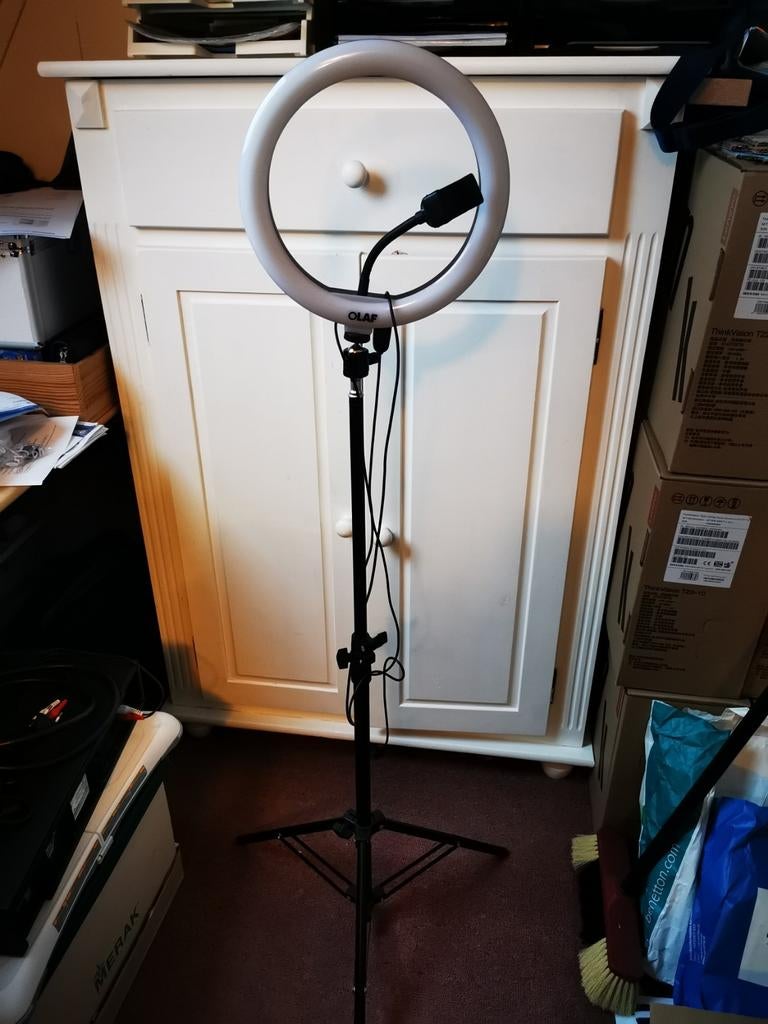 Olaf ringlamp met statief en telefoonhouder, Ophalen of Verzenden, Zo goed als nieuw, Lamp of Flitsset