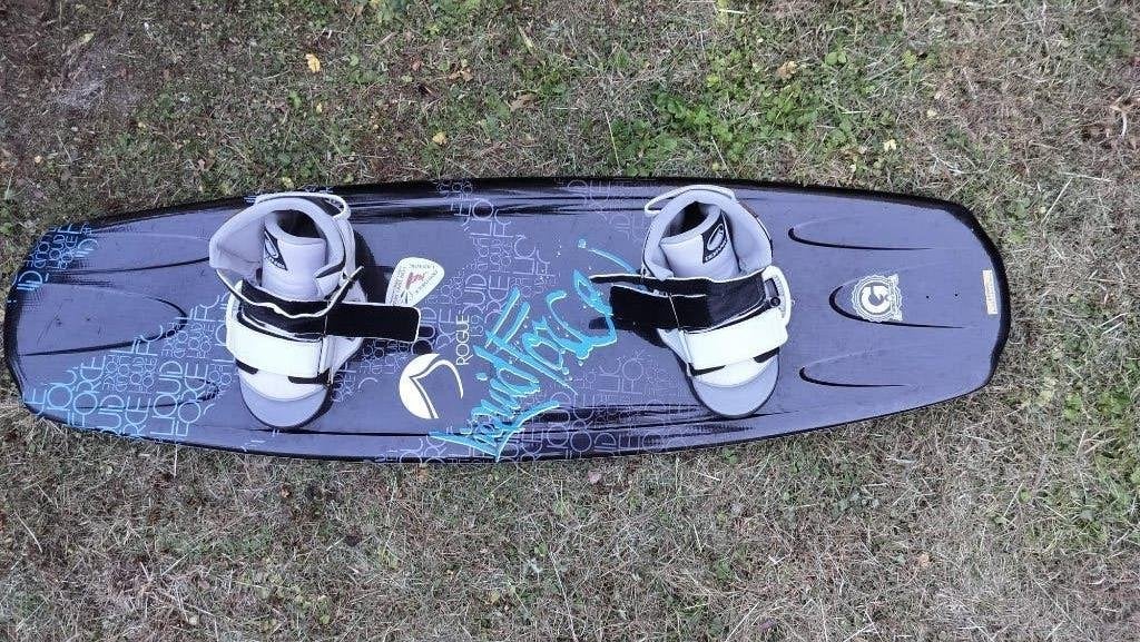 wakeboard (volledige set), Watersport en Boten, Wakeboarden, Ophalen, Gebruikt, Board en Schoenen