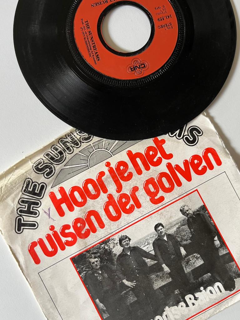 The Sunstreams “ Hoor je het ruisen der golven “, Cd's en Dvd's, Ophalen of Verzenden, Zo goed als nieuw