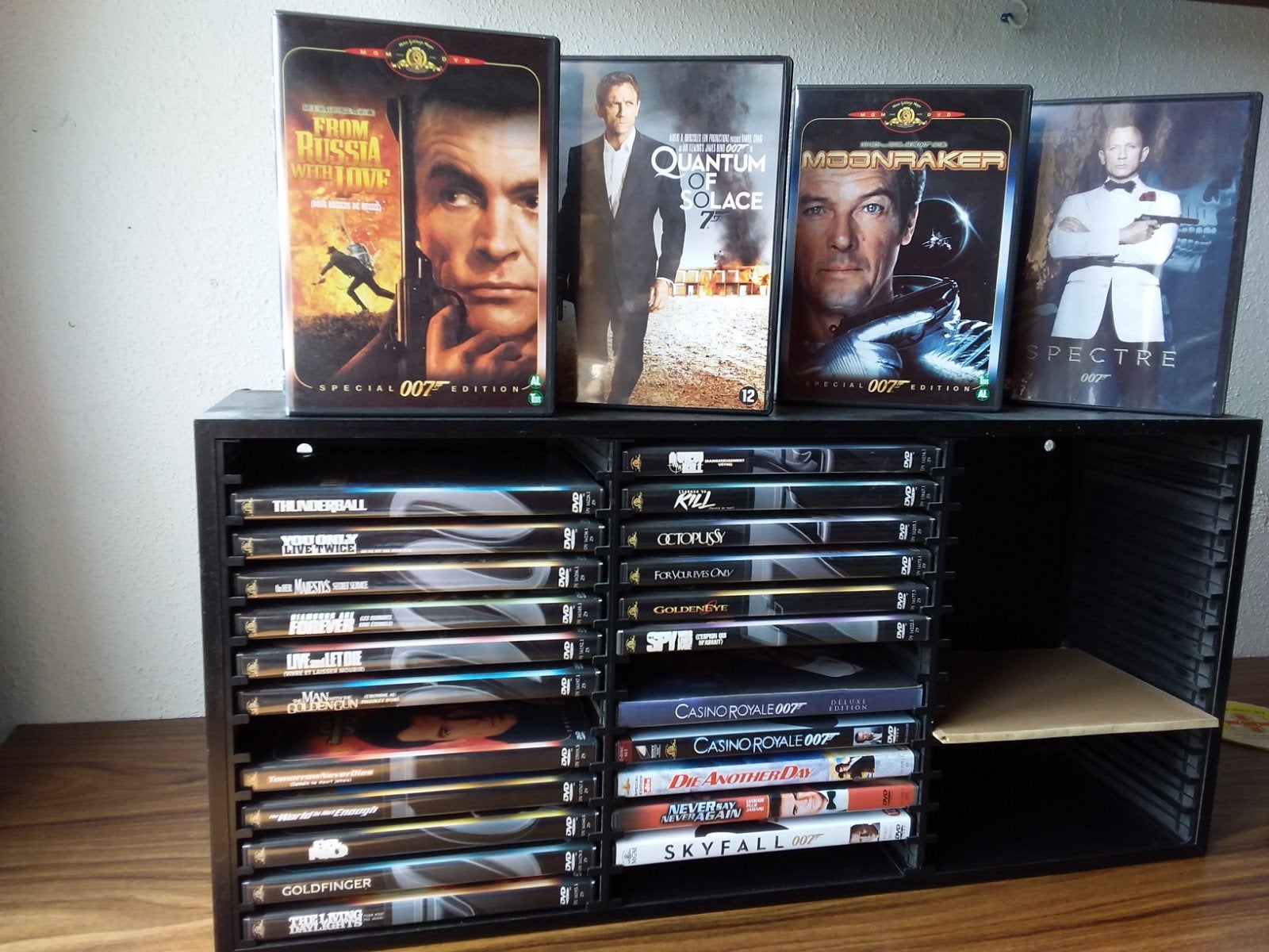 James bond filmgames, Vanaf 12 jaar, Ophalen of Verzenden, Zo goed als nieuw, Actiethriller