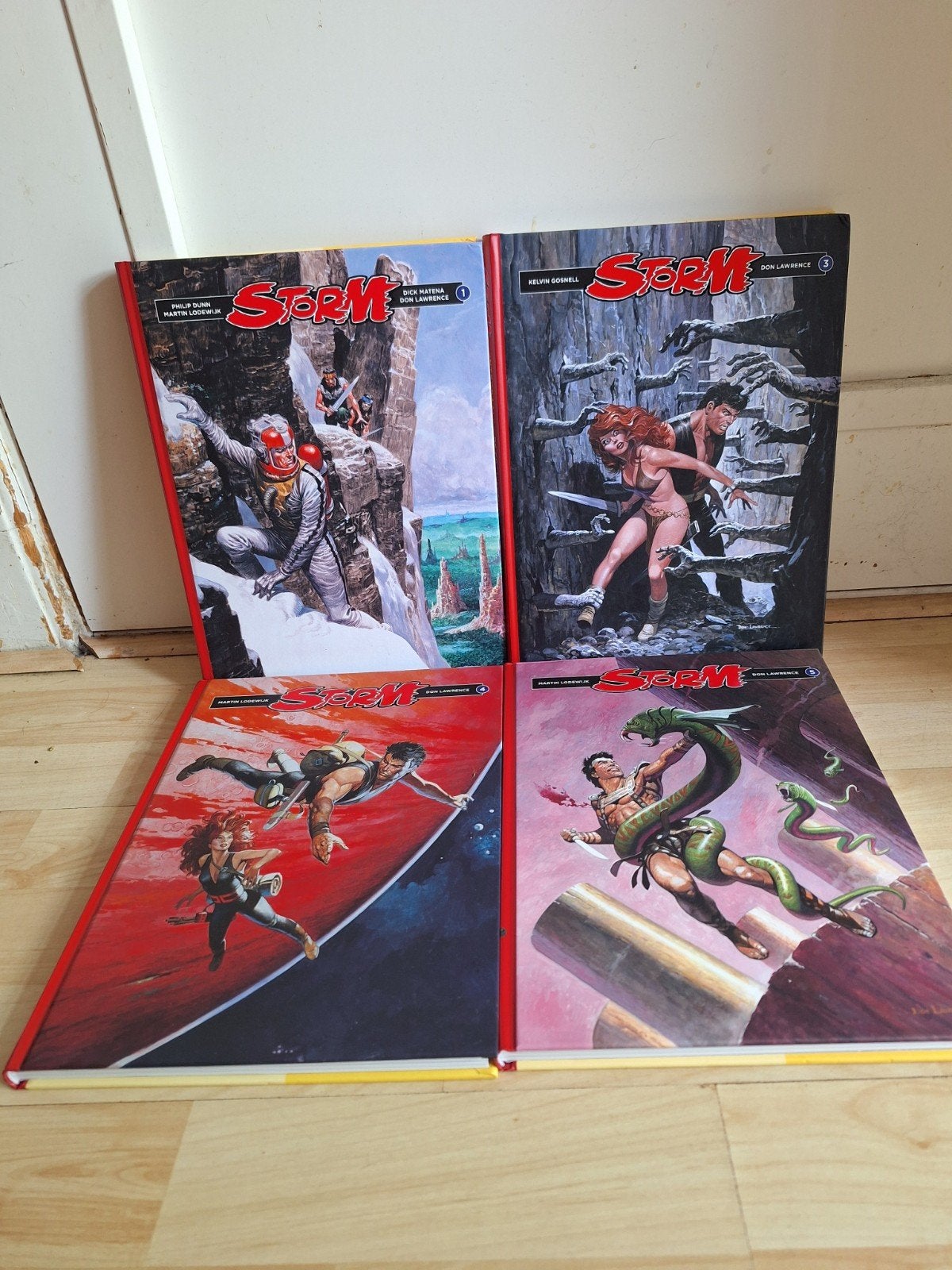 Storm integraal deel 1,3,4,5 (hardcover), Complete serie of reeks, Ophalen of Verzenden, Zo goed als nieuw