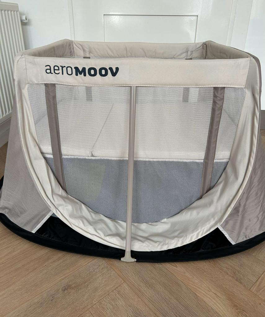 Prachtig aeromoov instant reisbedje inclusief accessoires, Ophalen, Zo goed als nieuw