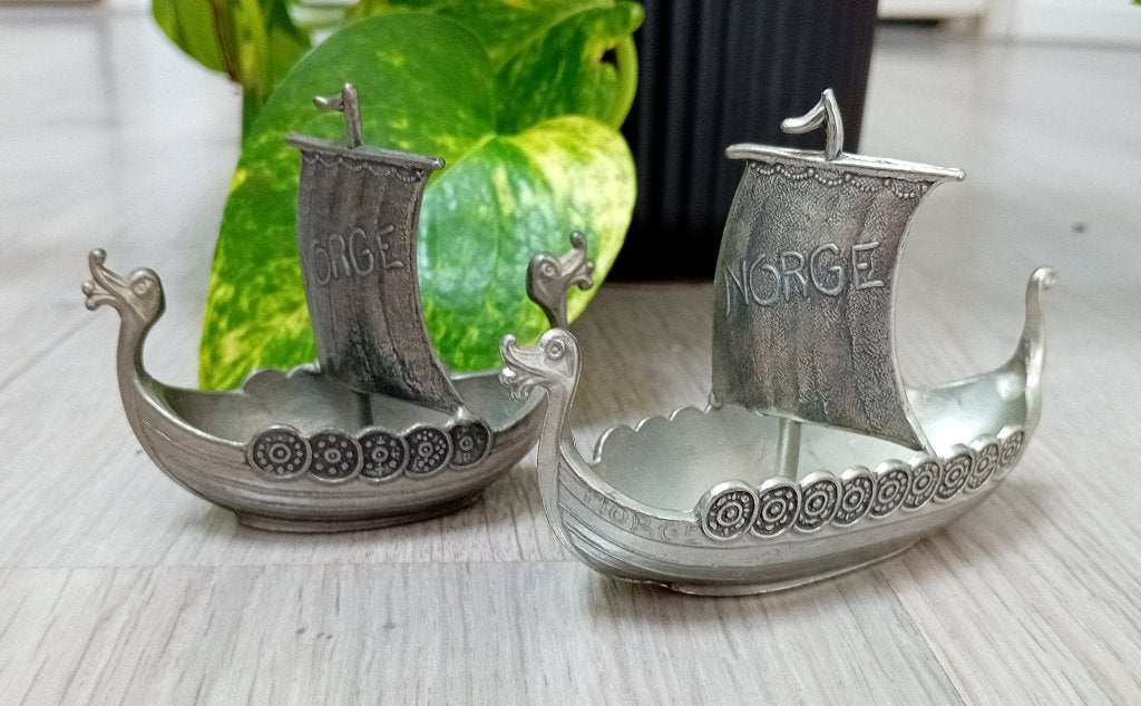 norwegian pewter tpb vikingschepen 2 stuk, Antiek en Kunst, Antiek | Tin, Verzenden