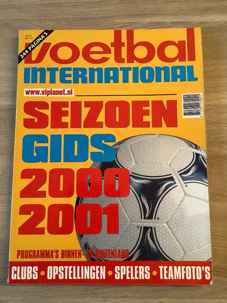 Voetbal International Seizoensgids 2000-2001, Ophalen of Verzenden, Zo goed als nieuw, Balsport, Voetbal International