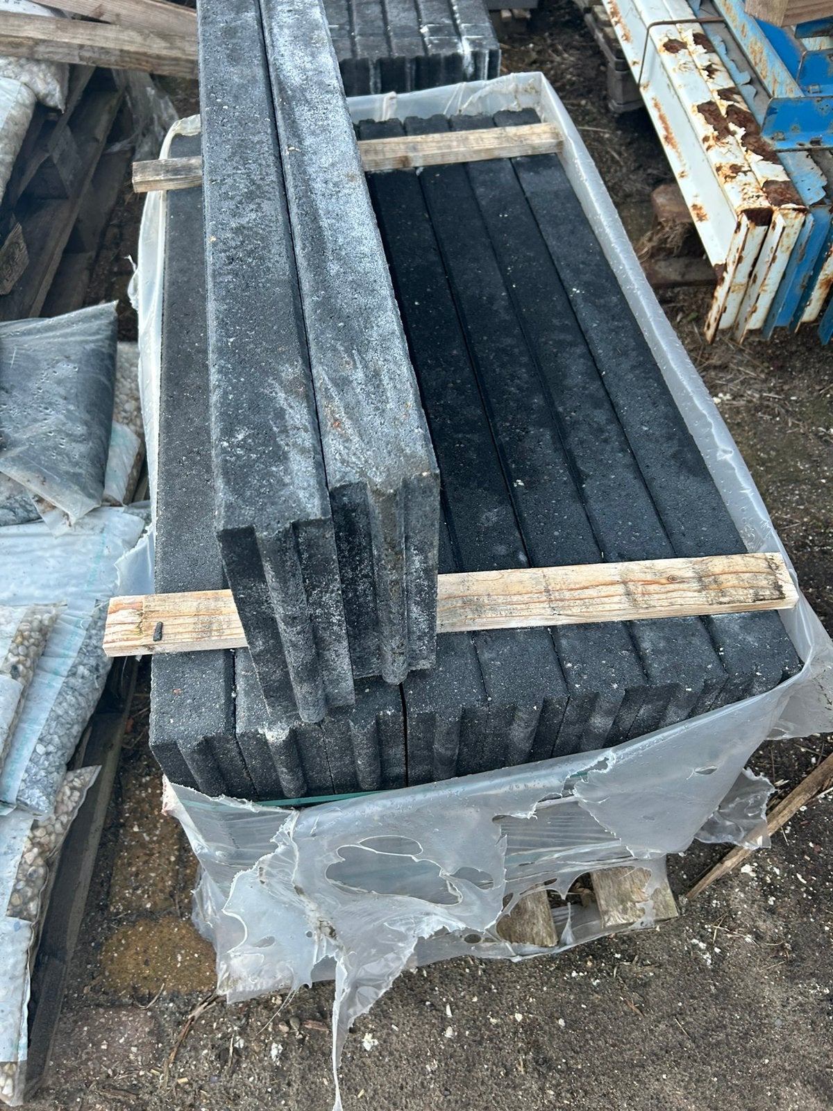 Opsluitband 7x25x100cm antraciet, Ophalen, Overige typen, Zo goed als nieuw, Minder dan 5 m²