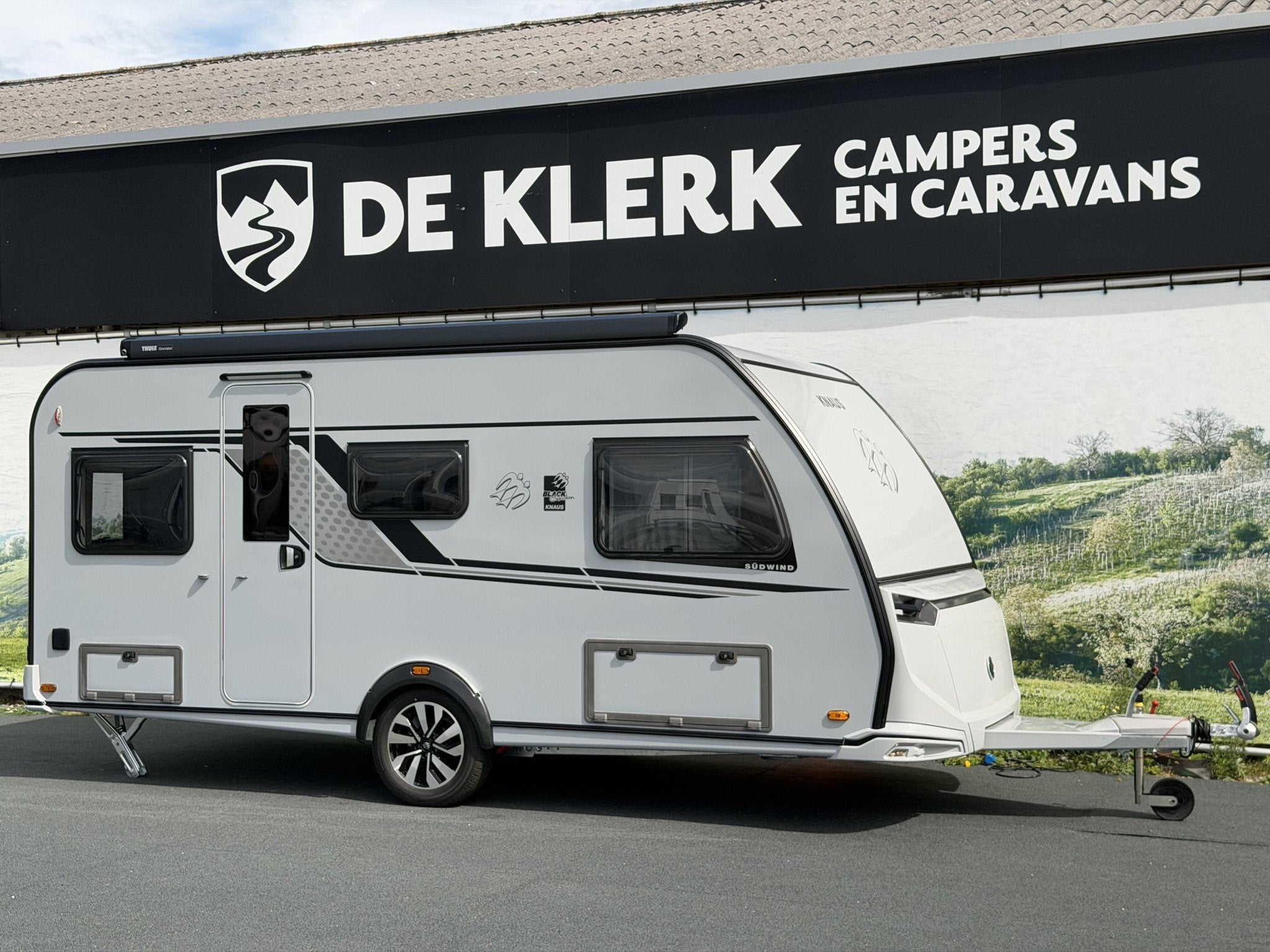 Knaus SUDWIND 460 EU Black Selection Campovolo grey / 50% De, Caravans en Kamperen, Bedrijf, Info@deklerkcaravans.nl, 6 tot 7 meter