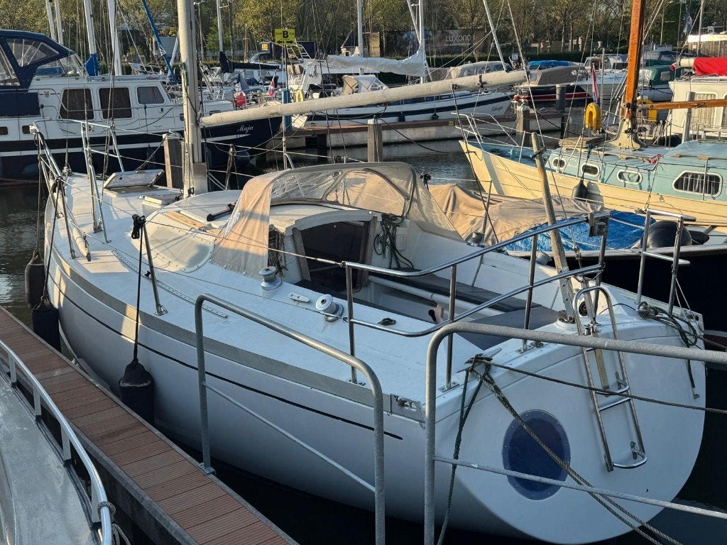 Aloa 29 kajuitzeiljacht bj 1978, Gebruikt, Tourjacht of cruiser, Diesel, 13 pk