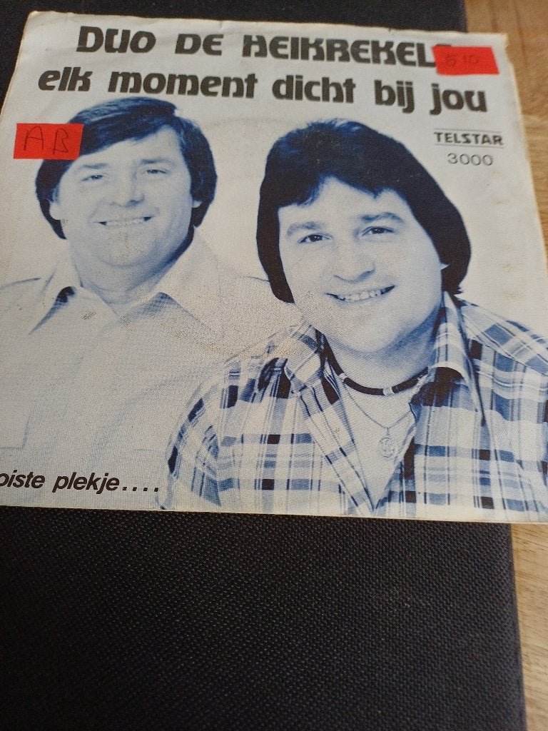 283 Single Duo de Heikrekels – Elk moment dicht bij jou, Gebruikt, 7 inch, Ophalen of Verzenden, Overige typen