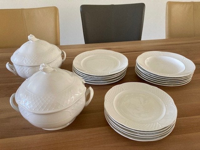 Villeroy @ Boch Redoute Weiss, Huis en Inrichting, Ophalen, Villeroy & Boch, Zo goed als nieuw, Bord(en)