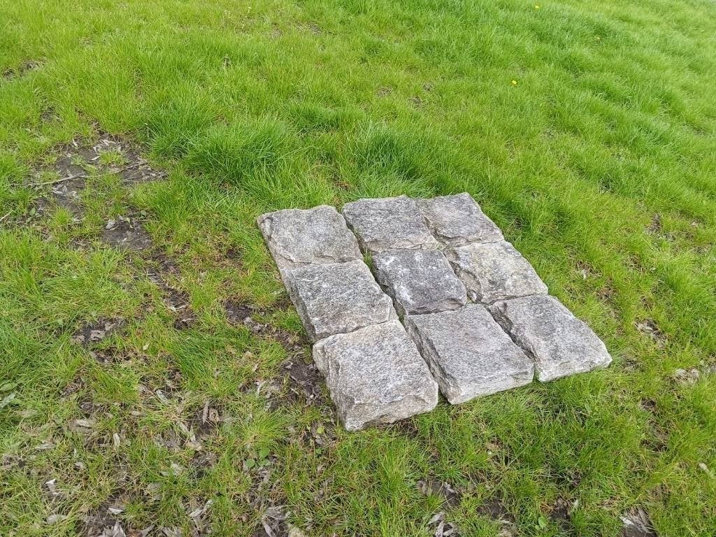 graniet natuursteen 40x40x7-8 cm 300m2 ruw/glad te