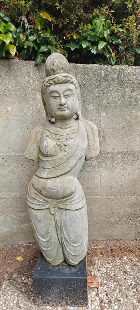 Antiek Kwan Yin Beeld - Steen, Antiek en Kunst, Ophalen, 50 - 100 cm, Steen of Keramiek, Beeld