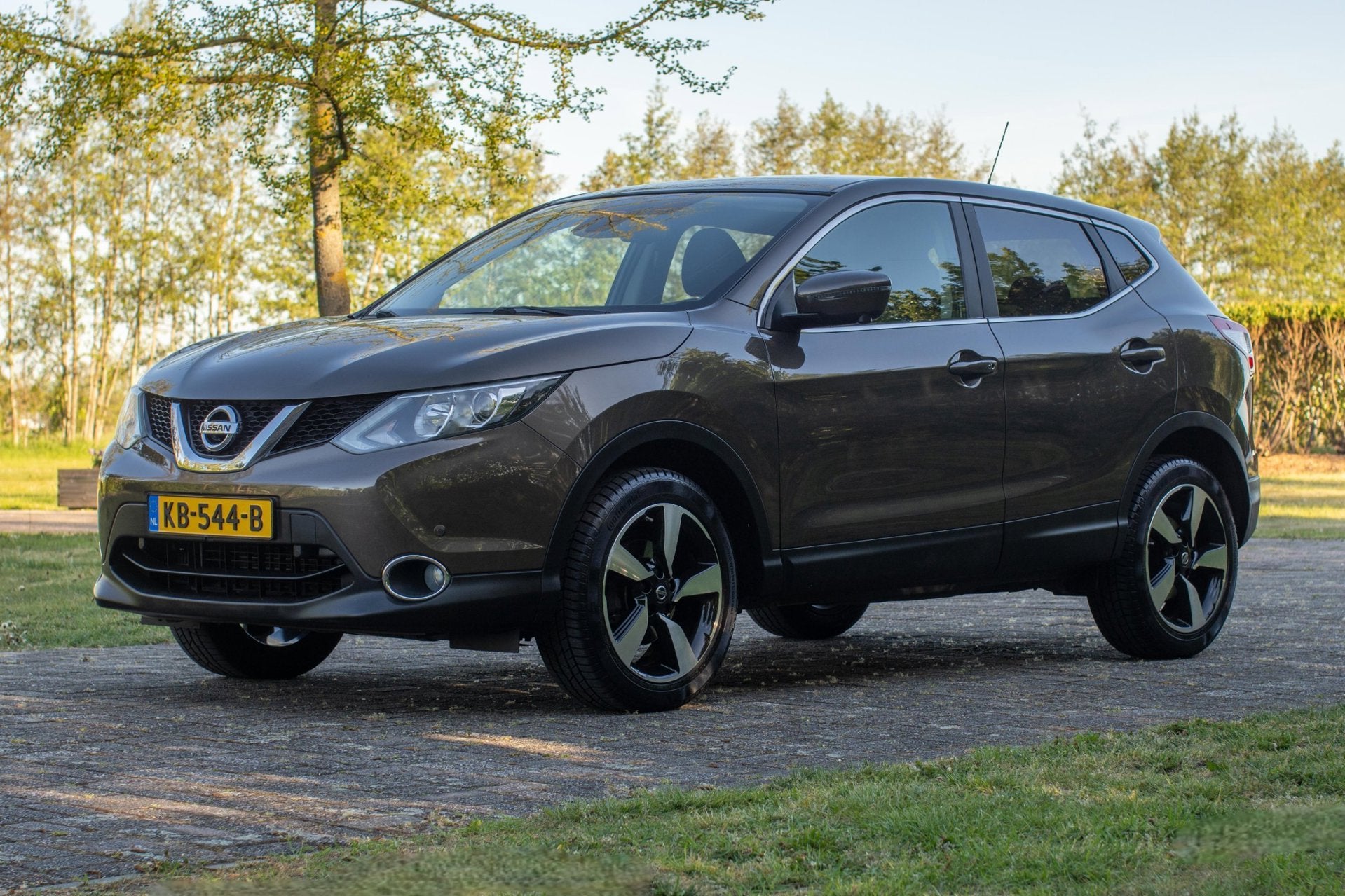 Nissan Qashqai 1.6 N-Connecta 1e Eig. 50.100 km +NAP NL-auto, Auto's, Dealer onderhouden, Gebruikt, Euro 6, 4 cilinders