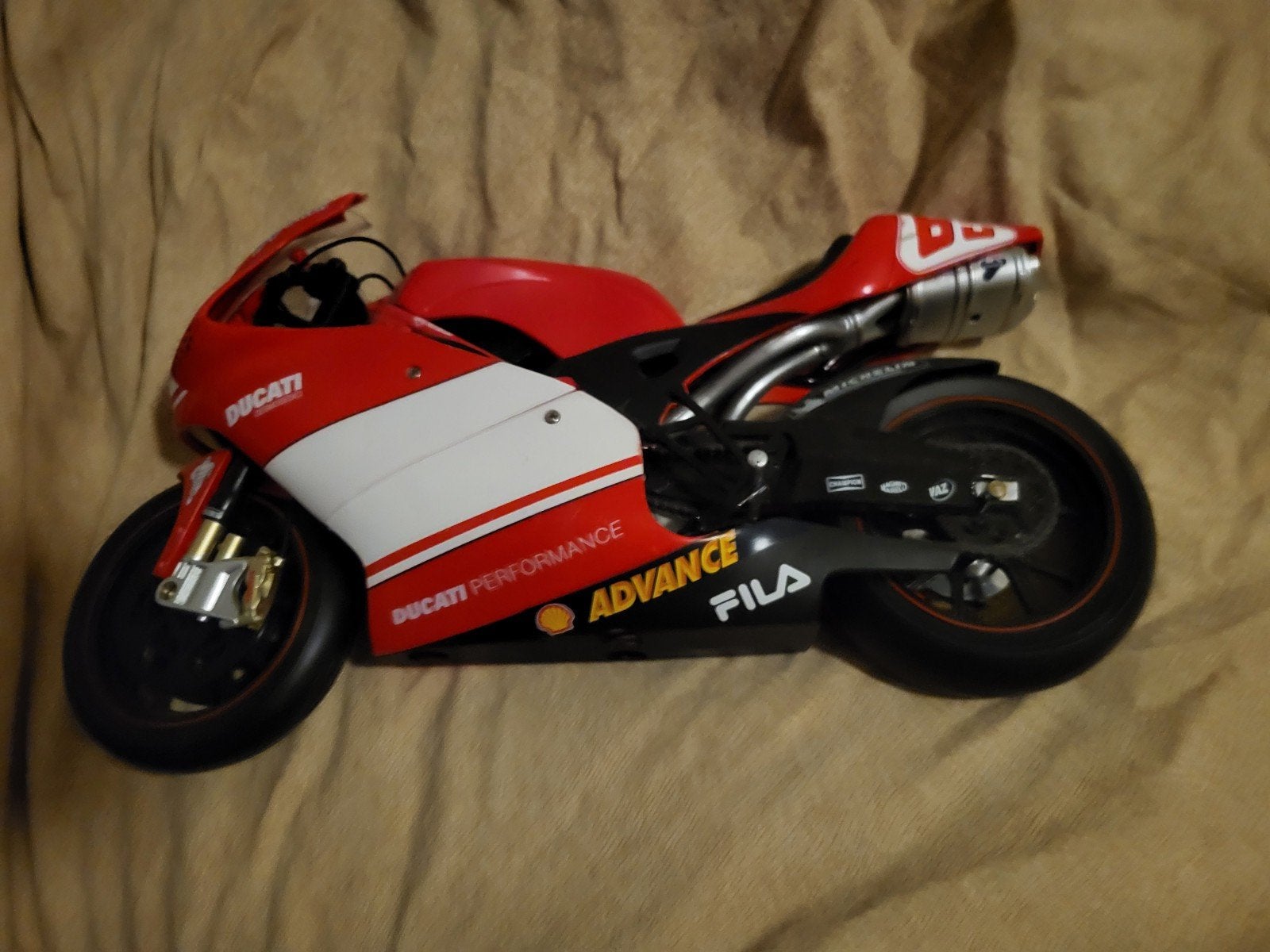 Ducati performance., Ophalen of Verzenden, Gebruikt, 1:5 t/m 1:8, Motor