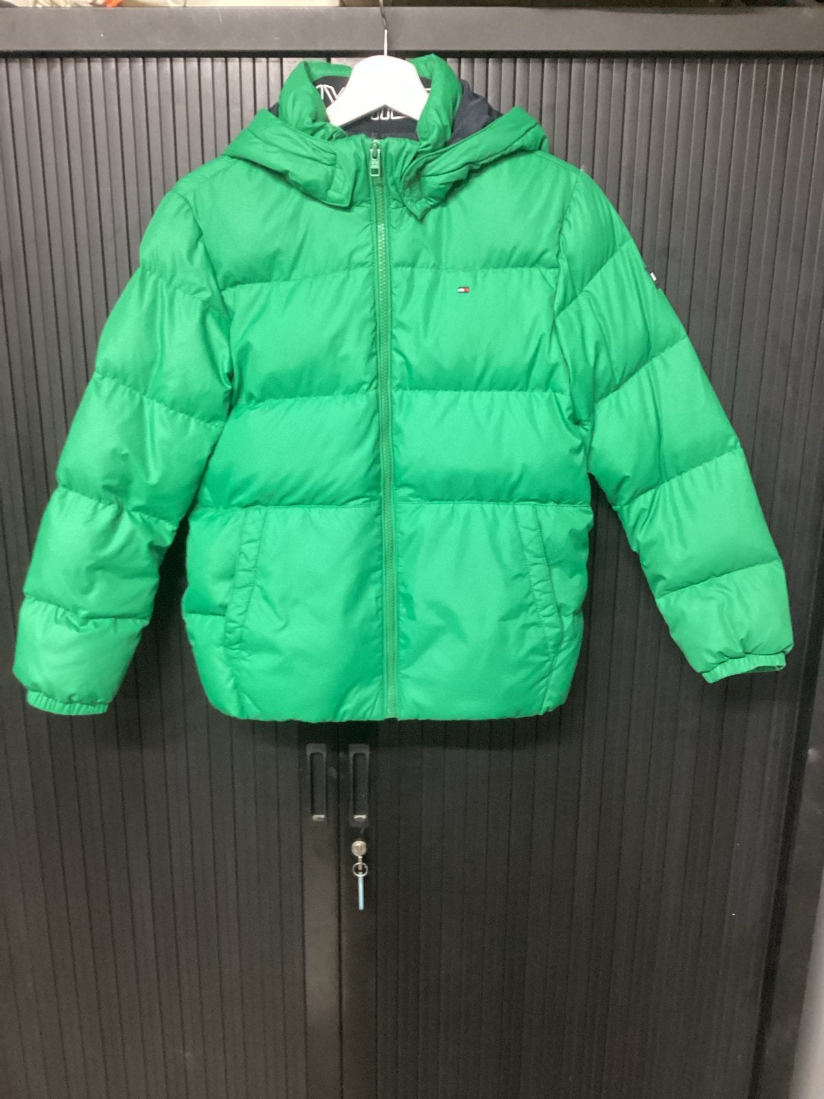 Tommy Hilfiger Groene Kinderjas 152 - Zo goed als nieuw, Ophalen of Verzenden, Zo goed als nieuw, Jongen of Meisje